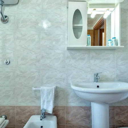 Fiordaliso Apartment *